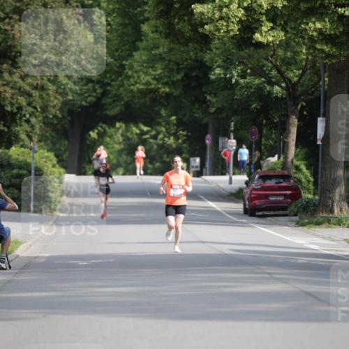 15.06.2025 - REWE Women's Run Jannik Wohlers http://msf.ph/oto/7937351 15.06.2025 08:43:10 Laufen 101 meine-sportfotos.de