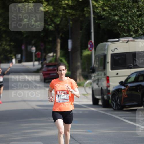 15.06.2025 - REWE Women's Run Jannik Wohlers http://msf.ph/oto/7937367 15.06.2025 08:43:17 Laufen 10191 meine-sportfotos.de