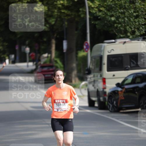 15.06.2025 - REWE Women's Run Jannik Wohlers http://msf.ph/oto/7937385 15.06.2025 08:43:18 Laufen 10191 meine-sportfotos.de