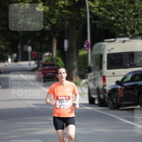 15.06.2025 - REWE Women's Run Jannik Wohlers http://msf.ph/oto/7937386 15.06.2025 08:43:18 Laufen 10191 meine-sportfotos.de