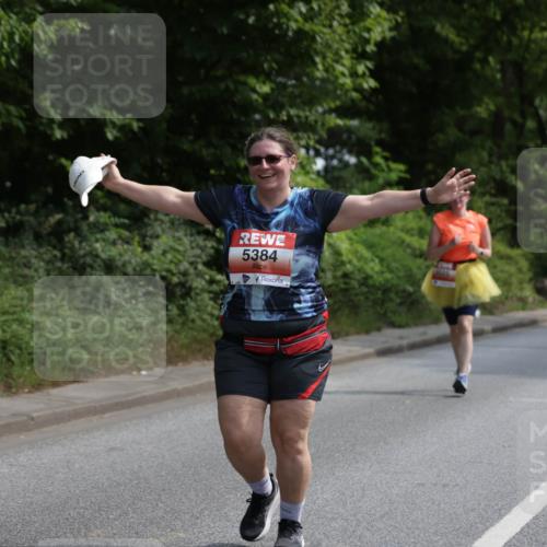 15.06.2025 - REWE Women's Run Jannik Wohlers http://msf.ph/oto/7937390 15.06.2025 10:13:58 Laufen 5384, 6026 meine-sportfotos.de