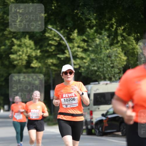 15.06.2025 - REWE Women's Run Jannik Wohlers http://msf.ph/oto/7937430 15.06.2025 09:55:19 Laufen 10592, 10206 meine-sportfotos.de