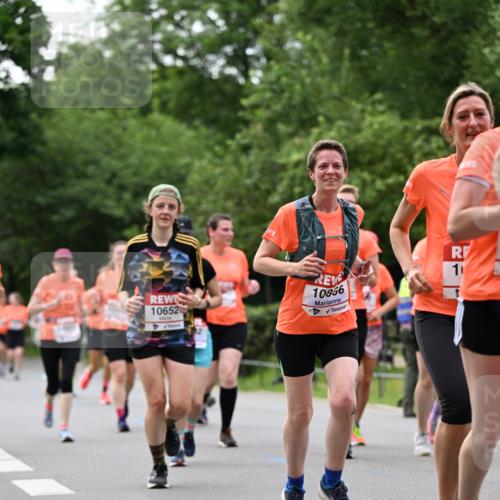 15.06.2025 - REWE Women's Run Dr. Thomas Lammeyer http://msf.ph/oto/7937475 15.06.2025 09:19:46 Laufen 10652 meine-sportfotos.de
