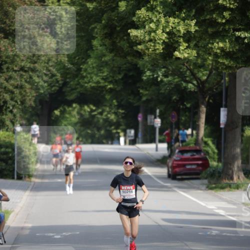 15.06.2025 - REWE Women's Run Jannik Wohlers http://msf.ph/oto/7937483 15.06.2025 08:43:24 Laufen 10216 meine-sportfotos.de