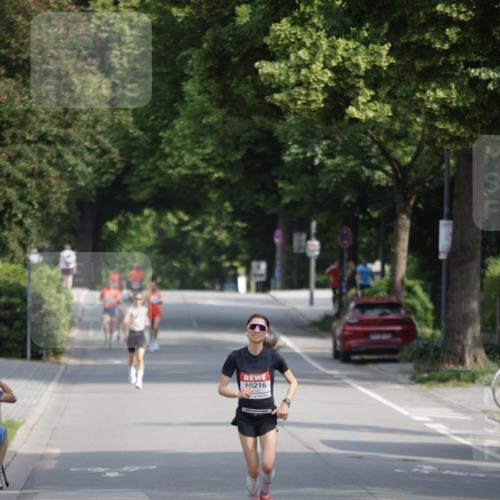 15.06.2025 - REWE Women's Run Jannik Wohlers http://msf.ph/oto/7937487 15.06.2025 08:43:24 Laufen 10216 meine-sportfotos.de