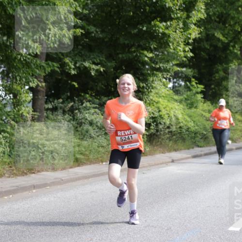 15.06.2025 - REWE Women's Run Jannik Wohlers http://msf.ph/oto/7937511 15.06.2025 10:14:05 Laufen 5241 meine-sportfotos.de