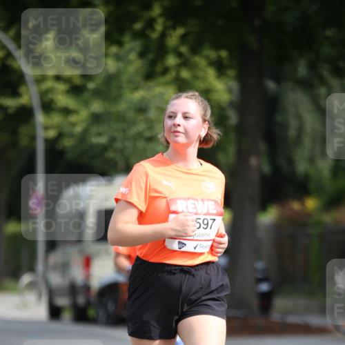 15.06.2025 - REWE Women's Run Jannik Wohlers http://msf.ph/oto/7937524 15.06.2025 09:55:23 Laufen 597 meine-sportfotos.de