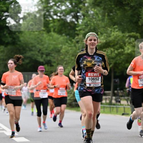 15.06.2025 - REWE Women's Run Dr. Thomas Lammeyer http://msf.ph/oto/7937528 15.06.2025 09:19:47 Laufen 10704, 10652, 104 meine-sportfotos.de