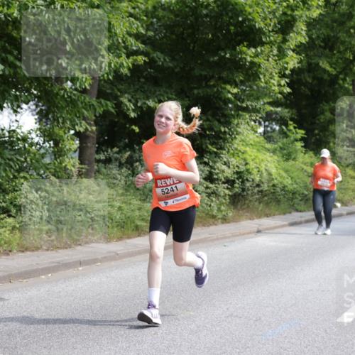 15.06.2025 - REWE Women's Run Jannik Wohlers http://msf.ph/oto/7937530 15.06.2025 10:14:05 Laufen 5241, 10 meine-sportfotos.de