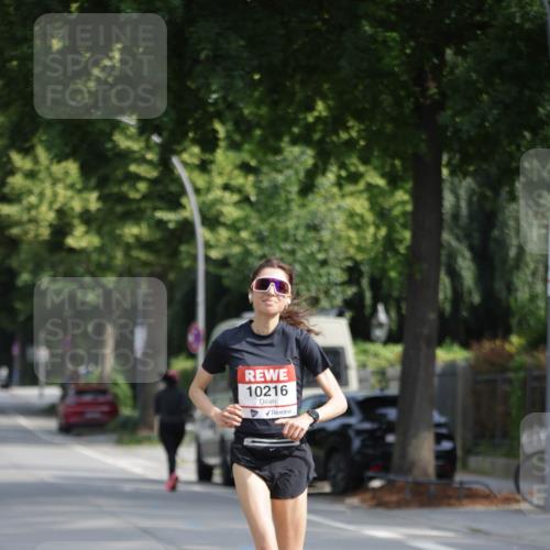15.06.2025 - REWE Women's Run Jannik Wohlers http://msf.ph/oto/7937548 15.06.2025 08:43:29 Laufen 10216 meine-sportfotos.de