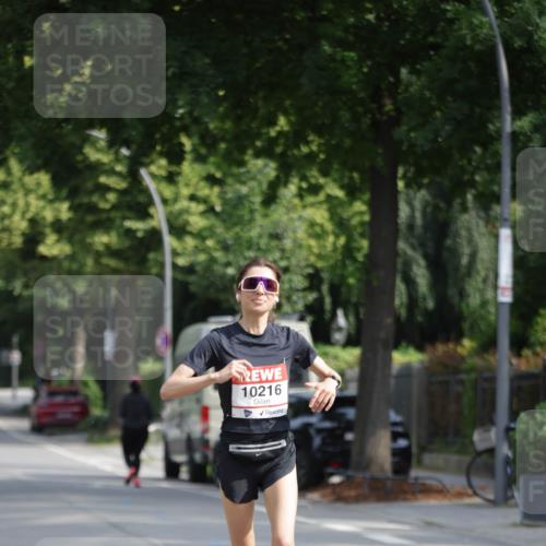15.06.2025 - REWE Women's Run Jannik Wohlers http://msf.ph/oto/7937565 15.06.2025 08:43:29 Laufen 10216 meine-sportfotos.de