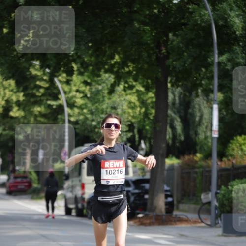 15.06.2025 - REWE Women's Run Jannik Wohlers http://msf.ph/oto/7937568 15.06.2025 08:43:29 Laufen 10216 meine-sportfotos.de