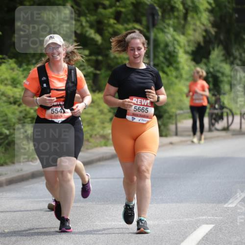 15.06.2025 - REWE Women's Run Jannik Wohlers http://msf.ph/oto/7937611 15.06.2025 10:14:08 Laufen 554, 5665 meine-sportfotos.de