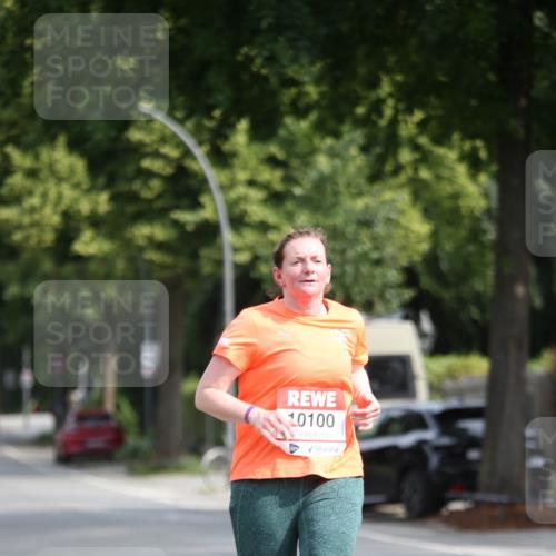 15.06.2025 - REWE Women's Run Jannik Wohlers http://msf.ph/oto/7937614 15.06.2025 09:55:26 Laufen 10100 meine-sportfotos.de