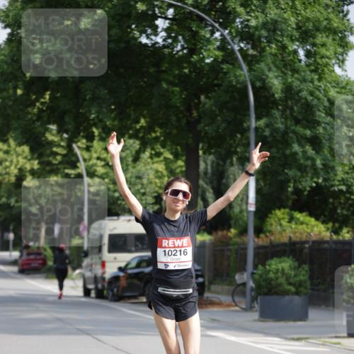 15.06.2025 - REWE Women's Run Jannik Wohlers http://msf.ph/oto/7937615 15.06.2025 08:43:29 Laufen 10216 meine-sportfotos.de