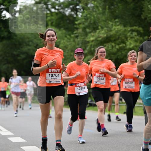 15.06.2025 - REWE Women's Run Dr. Thomas Lammeyer http://msf.ph/oto/7937616 15.06.2025 09:19:49 Laufen 10704, 10553, 10552, 10801 meine-sportfotos.de