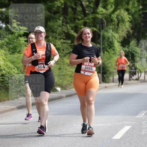 15.06.2025 - REWE Women's Run Jannik Wohlers http://msf.ph/oto/7937643 15.06.2025 10:14:09 Laufen 5547, 5665 meine-sportfotos.de