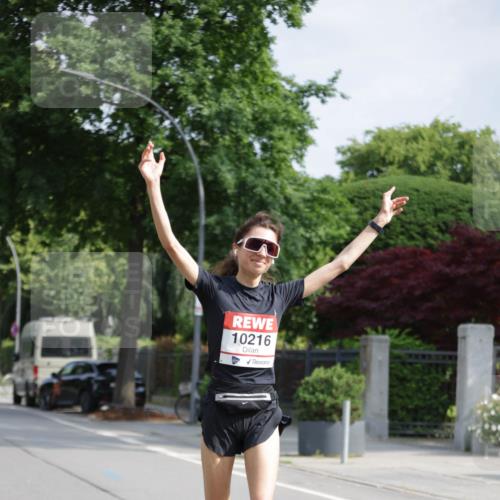 15.06.2025 - REWE Women's Run Jannik Wohlers http://msf.ph/oto/7937693 15.06.2025 08:43:30 Laufen 10216 meine-sportfotos.de