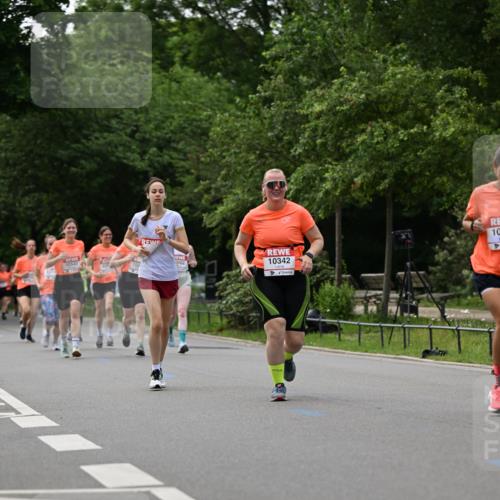 15.06.2025 - REWE Women's Run Dr. Thomas Lammeyer http://msf.ph/oto/7937751 15.06.2025 09:19:52 Laufen 10342 meine-sportfotos.de