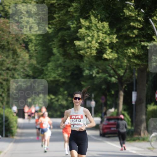 15.06.2025 - REWE Women's Run Jannik Wohlers http://msf.ph/oto/7937775 15.06.2025 08:43:36 Laufen 10813 meine-sportfotos.de