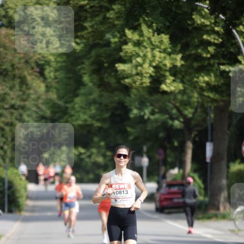 15.06.2025 - REWE Women's Run Jannik Wohlers http://msf.ph/oto/7937782 15.06.2025 08:43:37 Laufen 10813 meine-sportfotos.de