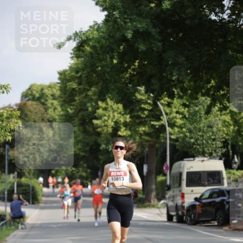 15.06.2025 - REWE Women's Run Jannik Wohlers http://msf.ph/oto/7937805 15.06.2025 08:43:39 Laufen 10813 meine-sportfotos.de