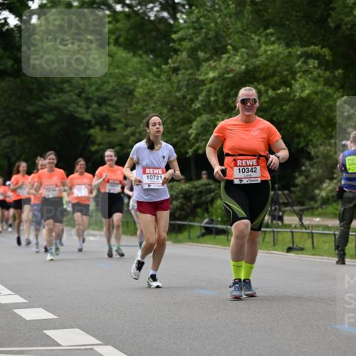 15.06.2025 - REWE Women's Run Dr. Thomas Lammeyer http://msf.ph/oto/7937810 15.06.2025 09:19:53 Laufen 10721, 10342 meine-sportfotos.de
