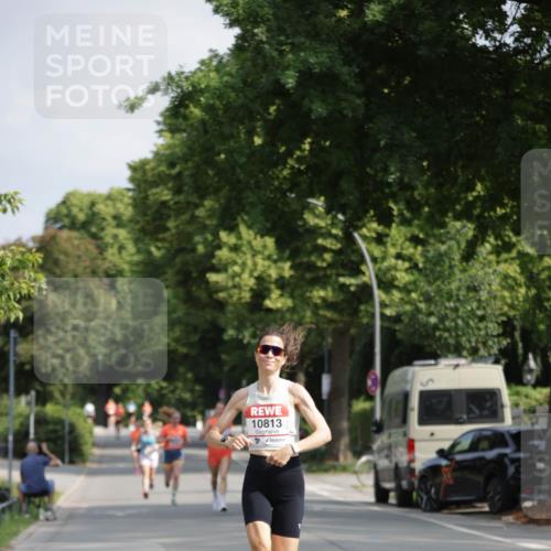 15.06.2025 - REWE Women's Run Jannik Wohlers http://msf.ph/oto/7937812 15.06.2025 08:43:39 Laufen 10813 meine-sportfotos.de