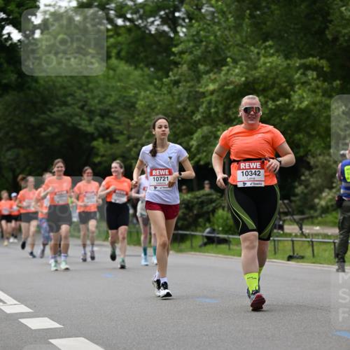 15.06.2025 - REWE Women's Run Dr. Thomas Lammeyer http://msf.ph/oto/7937814 15.06.2025 09:19:53 Laufen 10342, 10721 meine-sportfotos.de