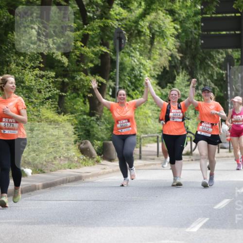 15.06.2025 - REWE Women's Run Jannik Wohlers http://msf.ph/oto/7937816 15.06.2025 10:14:16 Laufen 5171, 5629, 5654, 5572, 6604, 400, 5545 meine-sportfotos.de