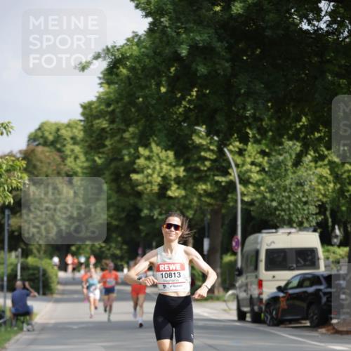 15.06.2025 - REWE Women's Run Jannik Wohlers http://msf.ph/oto/7937817 15.06.2025 08:43:39 Laufen 10813 meine-sportfotos.de