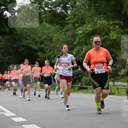 15.06.2025 - REWE Women's Run Dr. Thomas Lammeyer http://msf.ph/oto/7937826 15.06.2025 09:19:53 Laufen 10721, 10342 meine-sportfotos.de