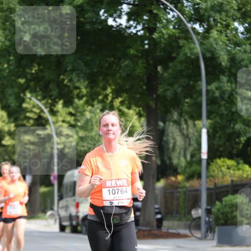 15.06.2025 - REWE Women's Run Jannik Wohlers http://msf.ph/oto/7937828 15.06.2025 09:55:41 Laufen 10764 meine-sportfotos.de