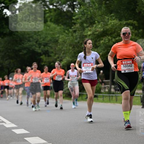 15.06.2025 - REWE Women's Run Dr. Thomas Lammeyer http://msf.ph/oto/7937863 15.06.2025 09:19:54 Laufen 10721, 10342 meine-sportfotos.de