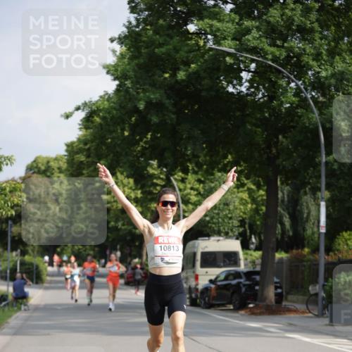 15.06.2025 - REWE Women's Run Jannik Wohlers http://msf.ph/oto/7937881 15.06.2025 08:43:40 Laufen 10813 meine-sportfotos.de