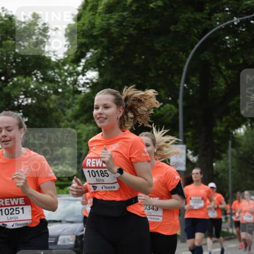 15.06.2025 - REWE Women's Run Jannik Wohlers http://msf.ph/oto/7937886 15.06.2025 08:27:08 Laufen 10251, 10185, 0343 meine-sportfotos.de