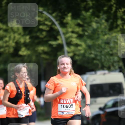 15.06.2025 - REWE Women's Run Jannik Wohlers http://msf.ph/oto/7937925 15.06.2025 09:55:43 Laufen 10605 meine-sportfotos.de