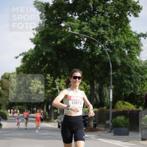 15.06.2025 - REWE Women's Run Jannik Wohlers http://msf.ph/oto/7937934 15.06.2025 08:43:40 Laufen 10813 meine-sportfotos.de