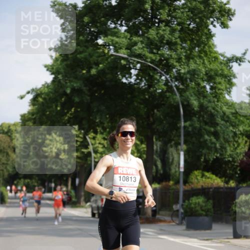 15.06.2025 - REWE Women's Run Jannik Wohlers http://msf.ph/oto/7937936 15.06.2025 08:43:41 Laufen 10813 meine-sportfotos.de