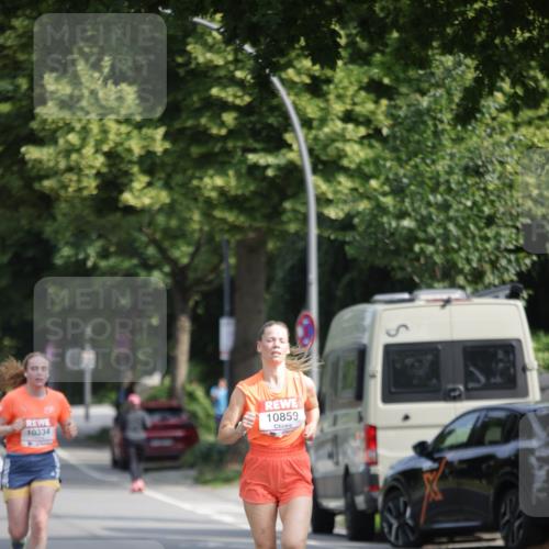15.06.2025 - REWE Women's Run Jannik Wohlers http://msf.ph/oto/7937952 15.06.2025 08:43:43 Laufen 10334, 10859 meine-sportfotos.de