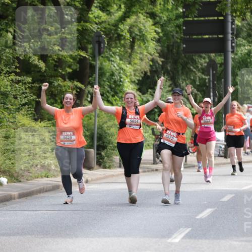 15.06.2025 - REWE Women's Run Jannik Wohlers http://msf.ph/oto/7937971 15.06.2025 10:14:18 Laufen 5629, 5654, 5572, 5684, 400 meine-sportfotos.de