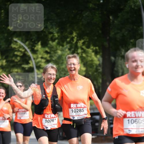 15.06.2025 - REWE Women's Run Jannik Wohlers http://msf.ph/oto/7937993 15.06.2025 09:55:46 Laufen 0389, 10595, 10261, 10285, 10605 meine-sportfotos.de