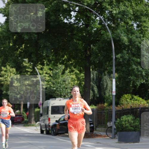 15.06.2025 - REWE Women's Run Jannik Wohlers http://msf.ph/oto/7937995 15.06.2025 08:43:46 Laufen 1033, 10859 meine-sportfotos.de