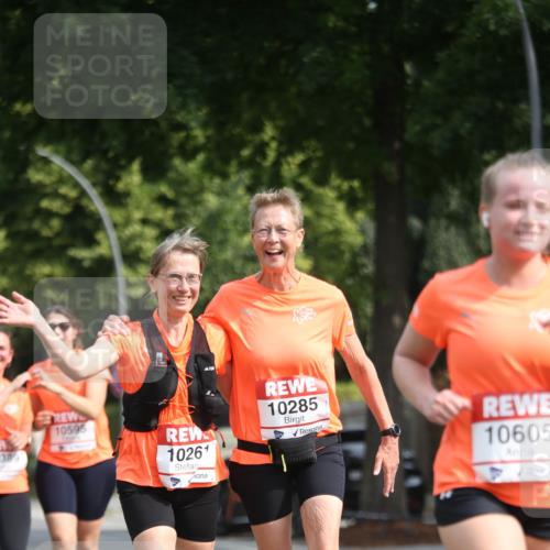 15.06.2025 - REWE Women's Run Jannik Wohlers http://msf.ph/oto/7937996 15.06.2025 09:55:46 Laufen 389, 10595, 10261, 10285, 106 meine-sportfotos.de