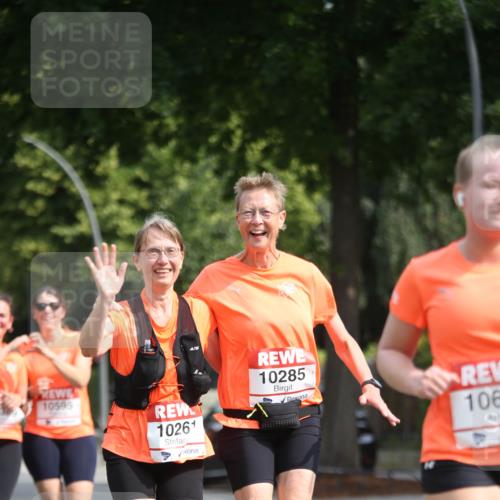 15.06.2025 - REWE Women's Run Jannik Wohlers http://msf.ph/oto/7938002 15.06.2025 09:55:46 Laufen 10505, 10261, 10285, 106 meine-sportfotos.de