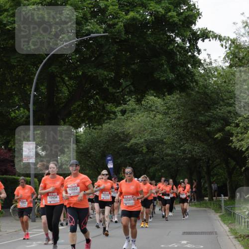 15.06.2025 - REWE Women's Run Jannik Wohlers http://msf.ph/oto/7938013 15.06.2025 08:27:10 Laufen 10822, 105812 meine-sportfotos.de