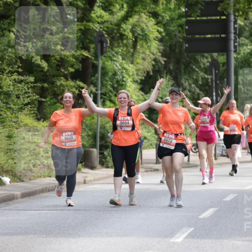 15.06.2025 - REWE Women's Run Jannik Wohlers http://msf.ph/oto/7938022 15.06.2025 10:14:18 Laufen 5629, 5654, 5572, 5684, 5545 meine-sportfotos.de