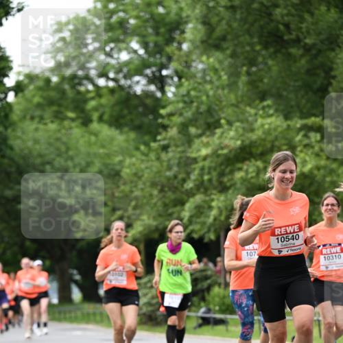 15.06.2025 - REWE Women's Run Dr. Thomas Lammeyer http://msf.ph/oto/7938044 15.06.2025 09:19:58 Laufen 10102, 107, 10540, 10310 meine-sportfotos.de