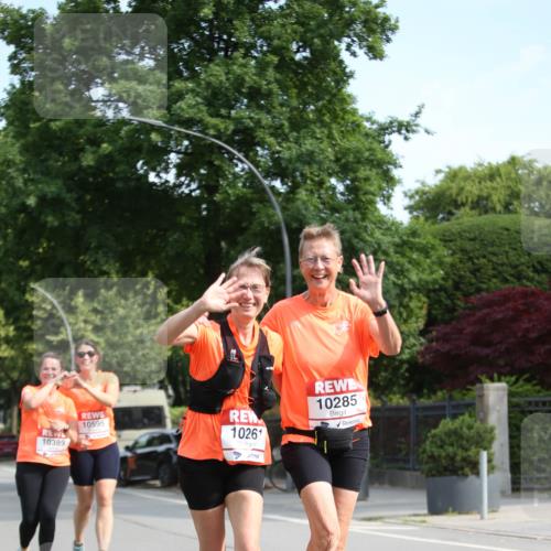 15.06.2025 - REWE Women's Run Jannik Wohlers http://msf.ph/oto/7938054 15.06.2025 09:55:47 Laufen 10389, 10595, 10261, 10285 meine-sportfotos.de