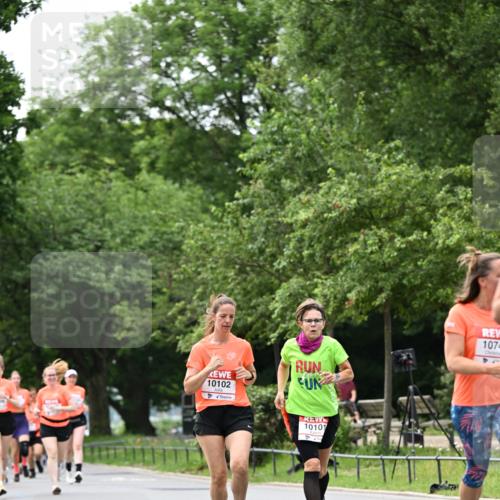 15.06.2025 - REWE Women's Run Dr. Thomas Lammeyer http://msf.ph/oto/7938085 15.06.2025 09:19:59 Laufen 10102, 1074, 10101 meine-sportfotos.de
